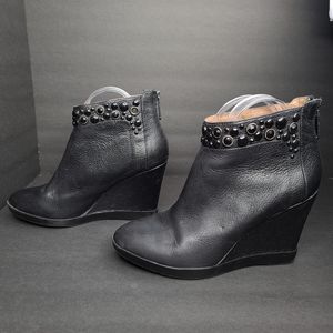 Donald J. Pliner leather Wedges